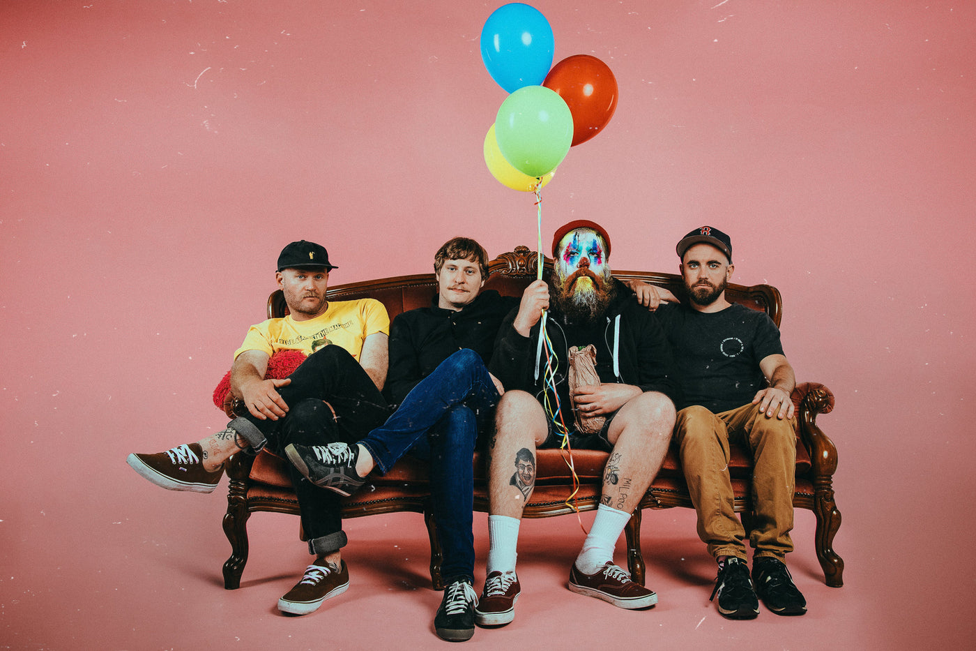 Totally Unicorn announce new album and tour, release new single
